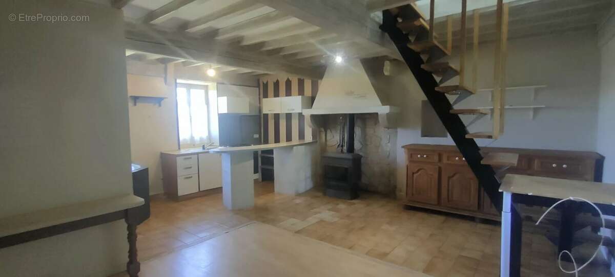 Maison à BEAUBERY