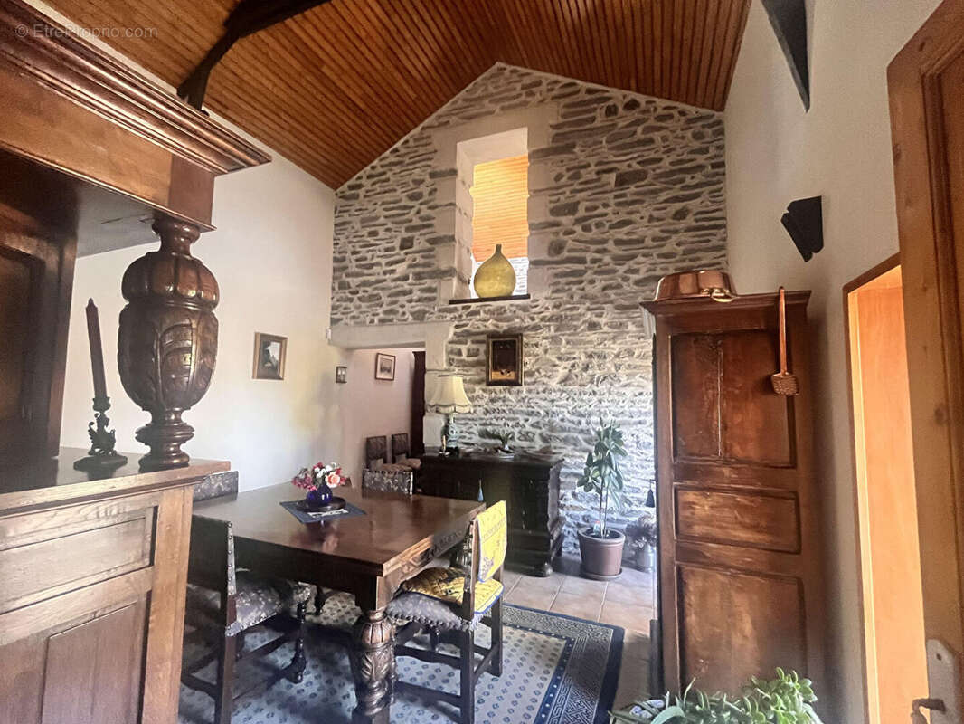 Maison à JANZE