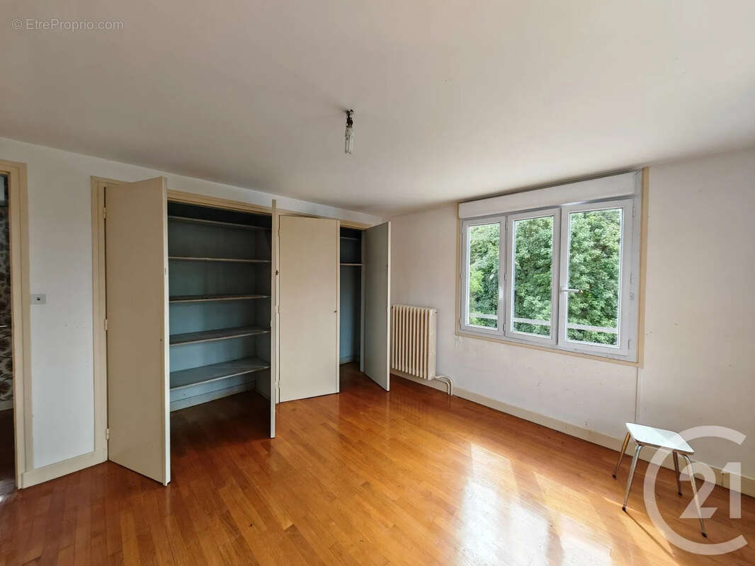 Maison 133 m² à Villeseneux  - photo 6