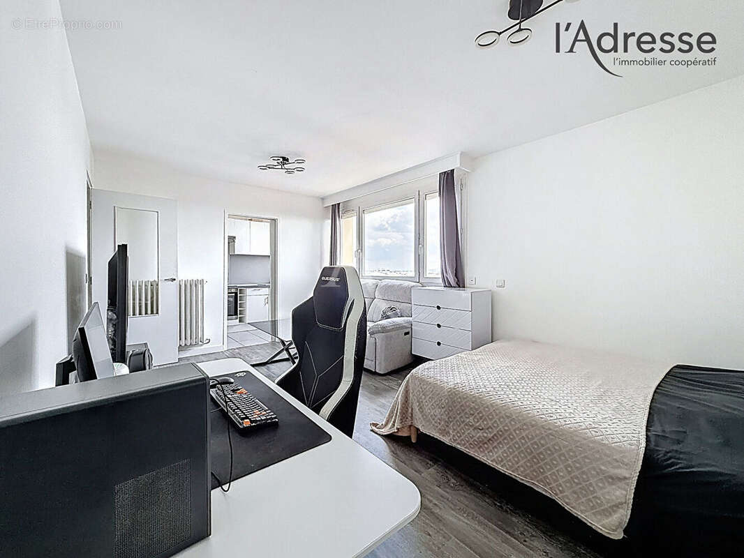 Appartement à SURESNES