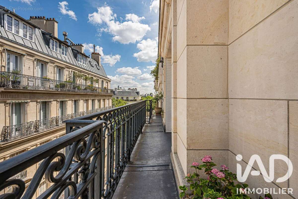 Photo 8 - Appartement à PARIS-7E