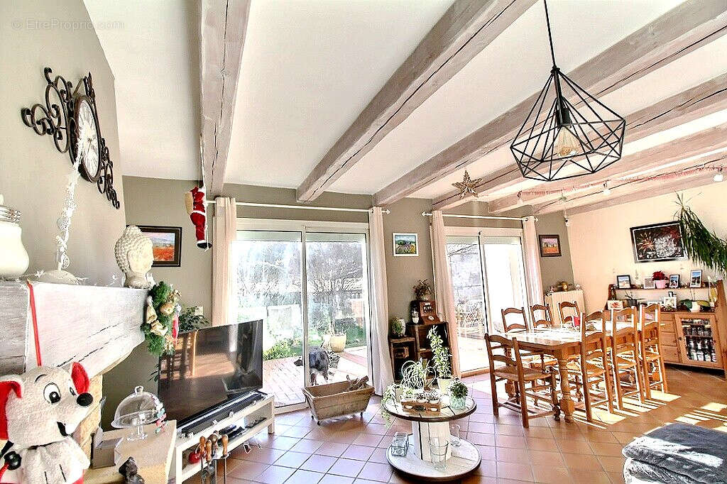 Maison à MALEMORT-DU-COMTAT