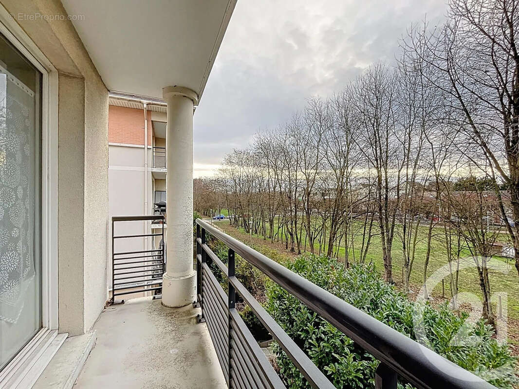 Appartement à MOISSY-CRAMAYEL