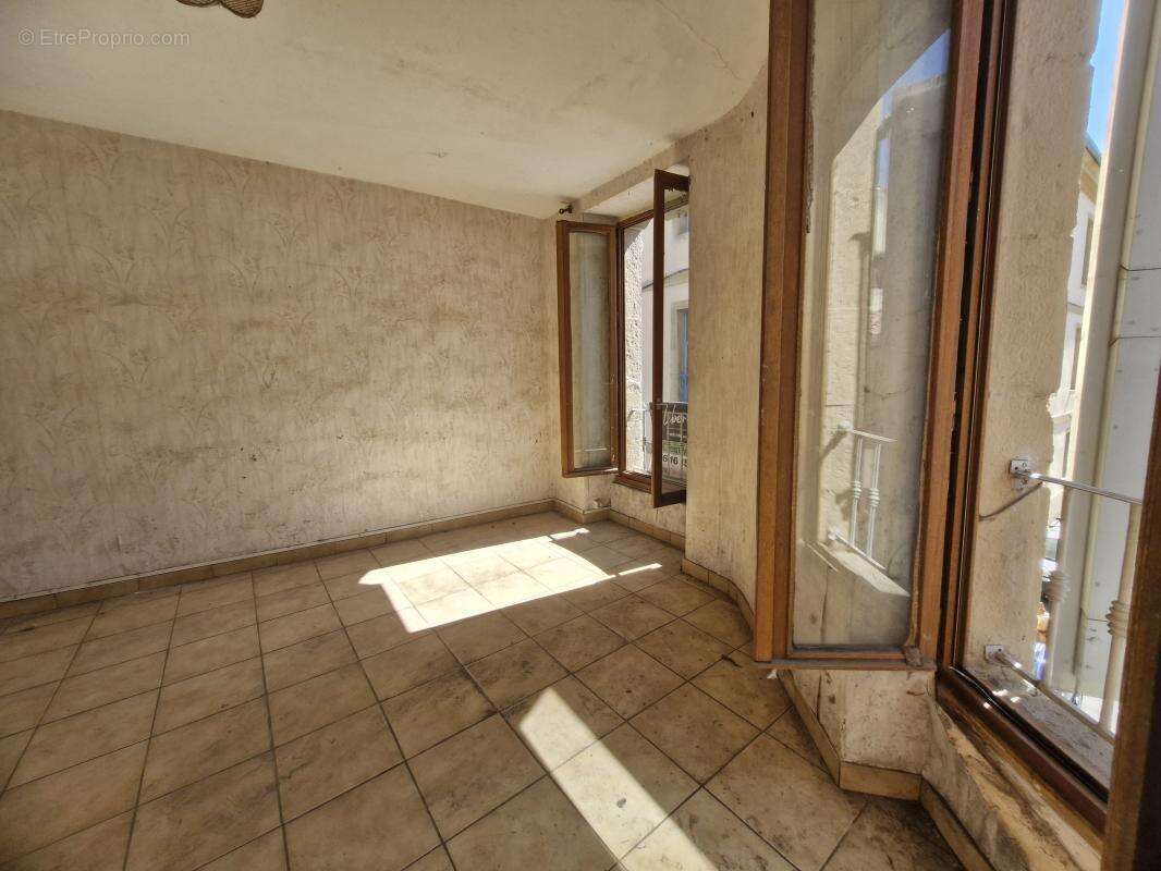 MILLAU centre-ville, lot de deux appartements de 30 m² chacun - photo 6