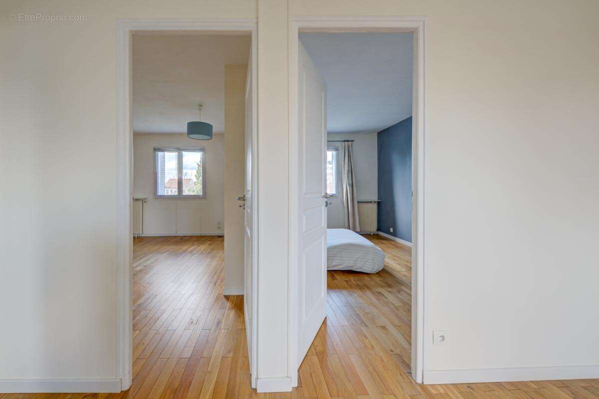Maison à NANTERRE