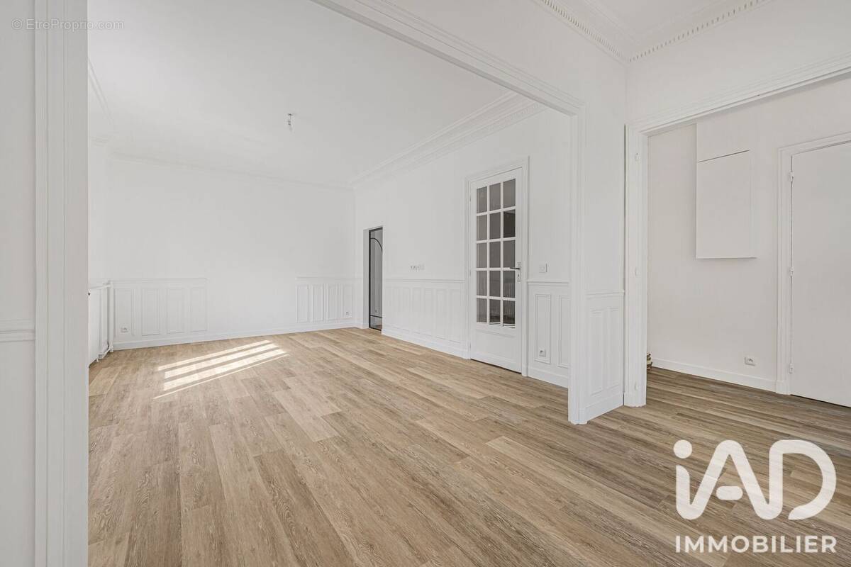 Photo 1 - Appartement à GENNEVILLIERS