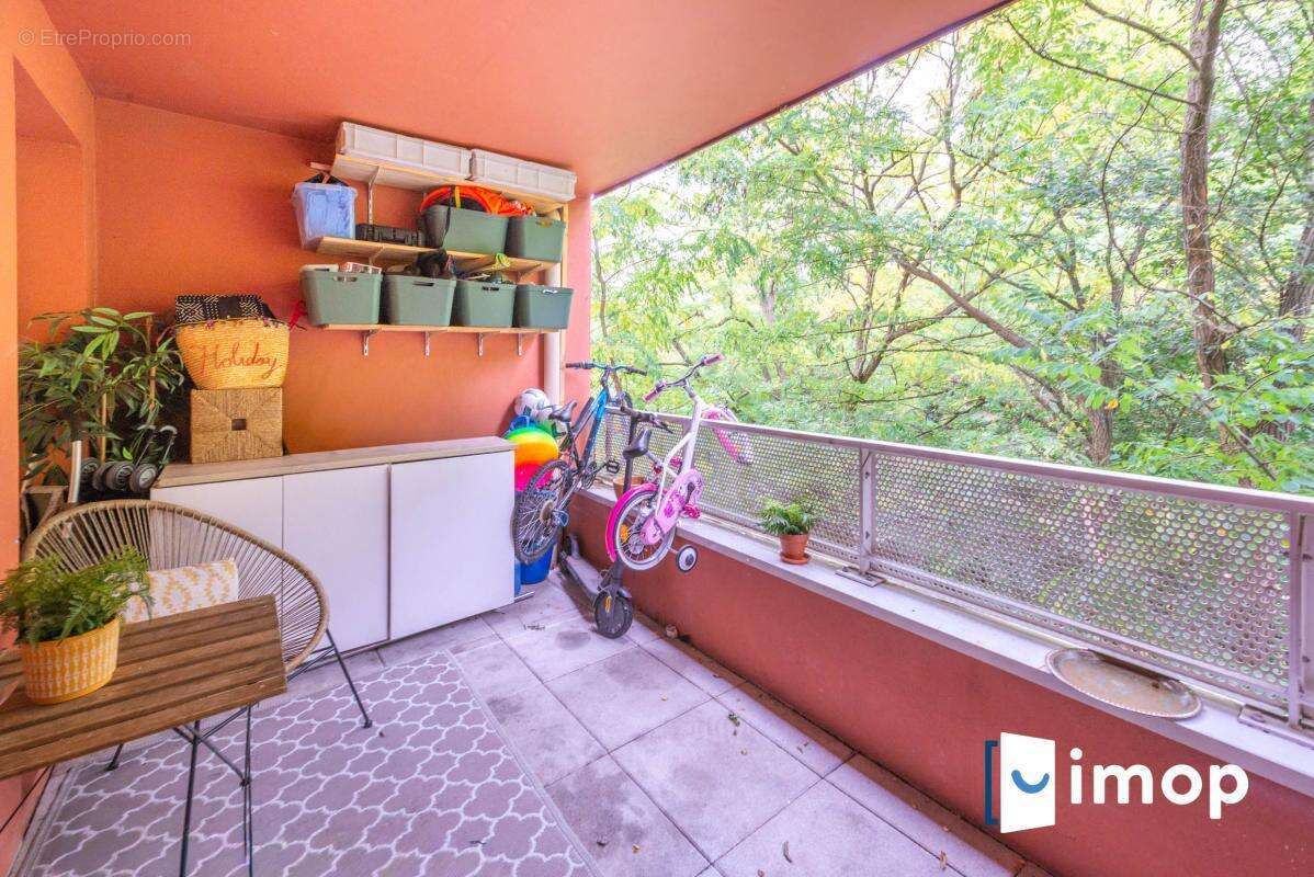 Appartement à STAINS