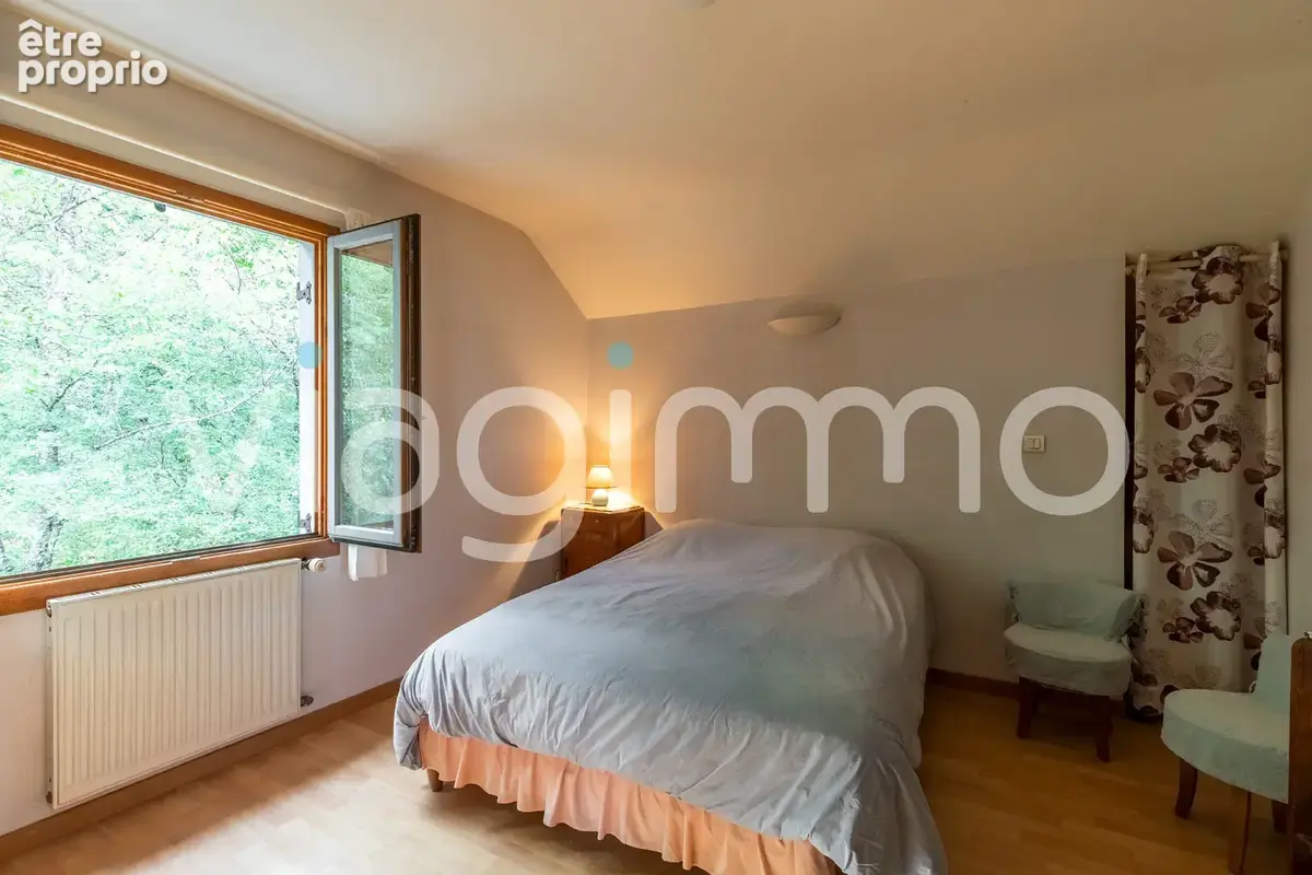 Superbe Chalet à DINOZE  dans un cadre de vie privilégié - photo 9
