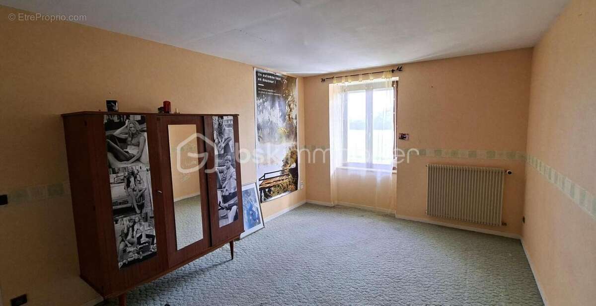 Maison à LANDELLES-ET-COUPIGNY