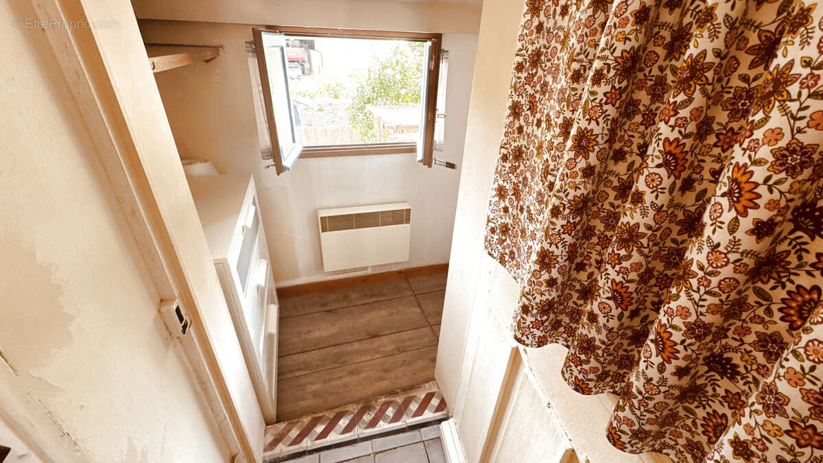 Maison de campagne à Massangis au prix de 55 000 € F.A.I - photo 12