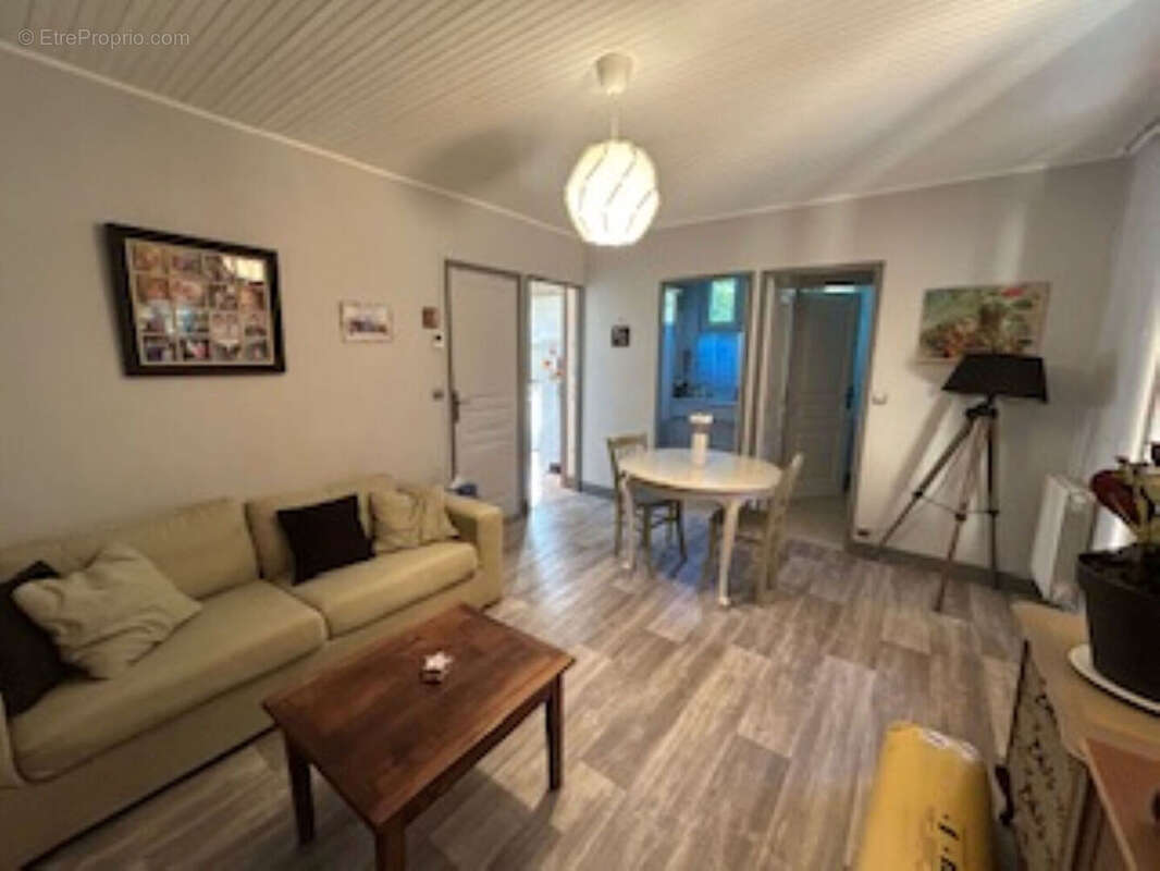 Maison à SAINT-SAUVEUR-EN-PUISAYE