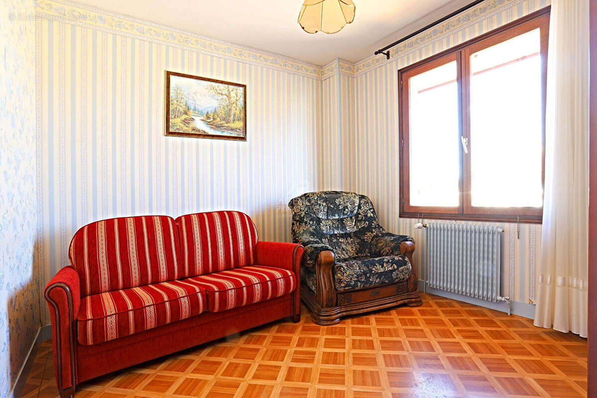 Maison à NANTERRE
