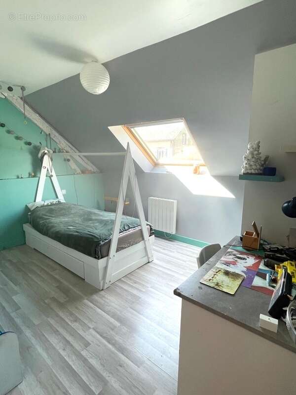 Maison à CLEVILLIERS