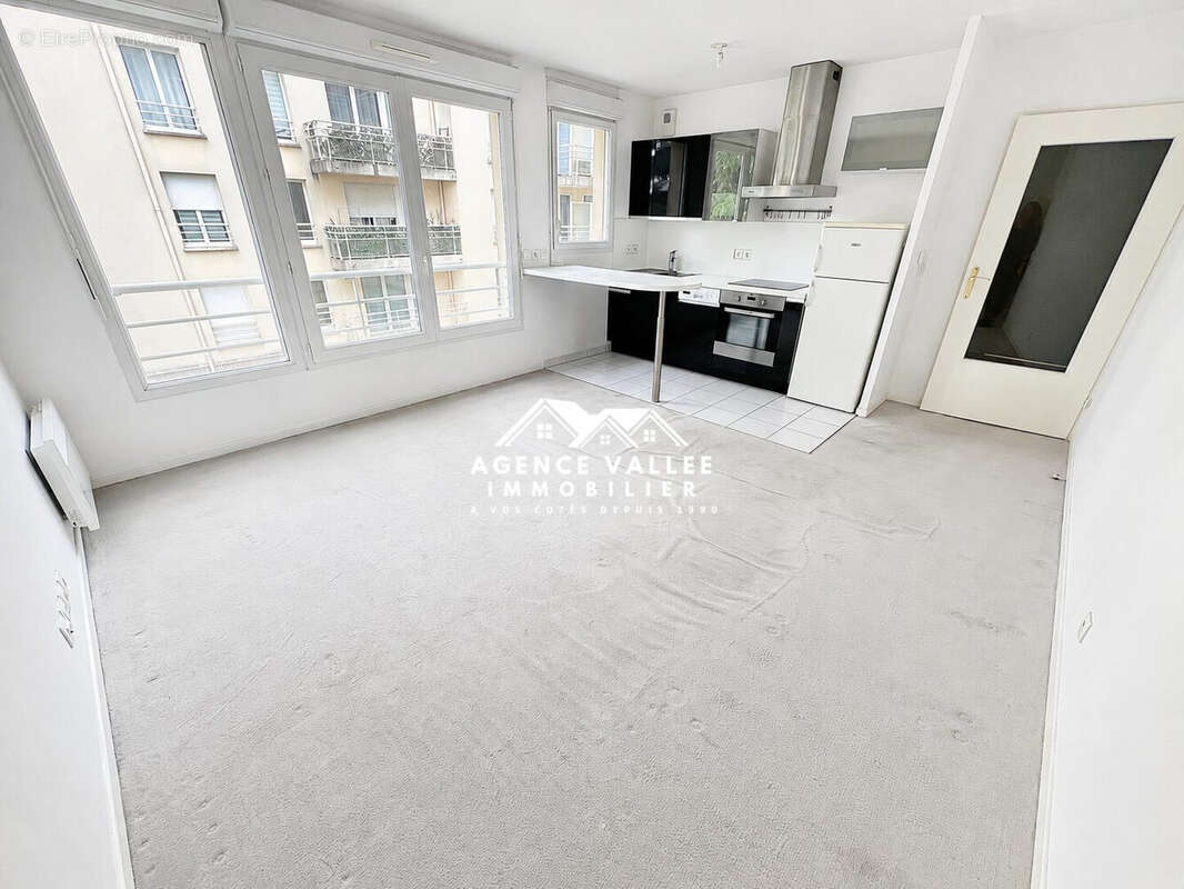 Appartement à CORBEIL-ESSONNES
