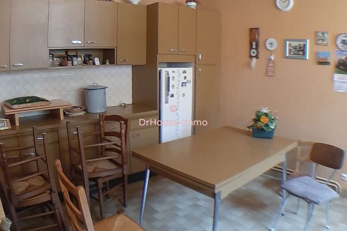 Appartement à LESPERON