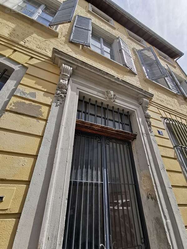 Appartement intra muros T4  Climatisations staionnement - photo 10