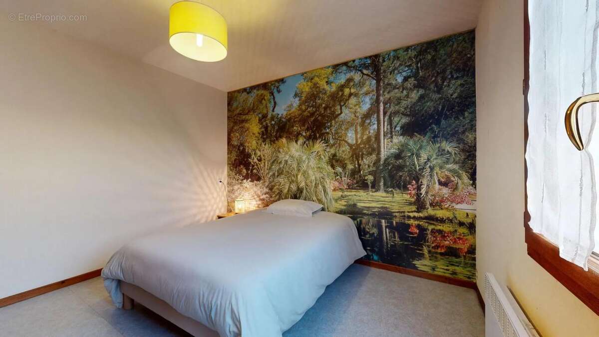 Maison à COMPREIGNAC