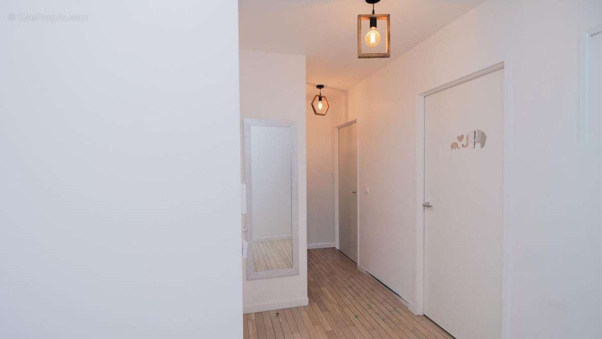 Appartement à NANTERRE