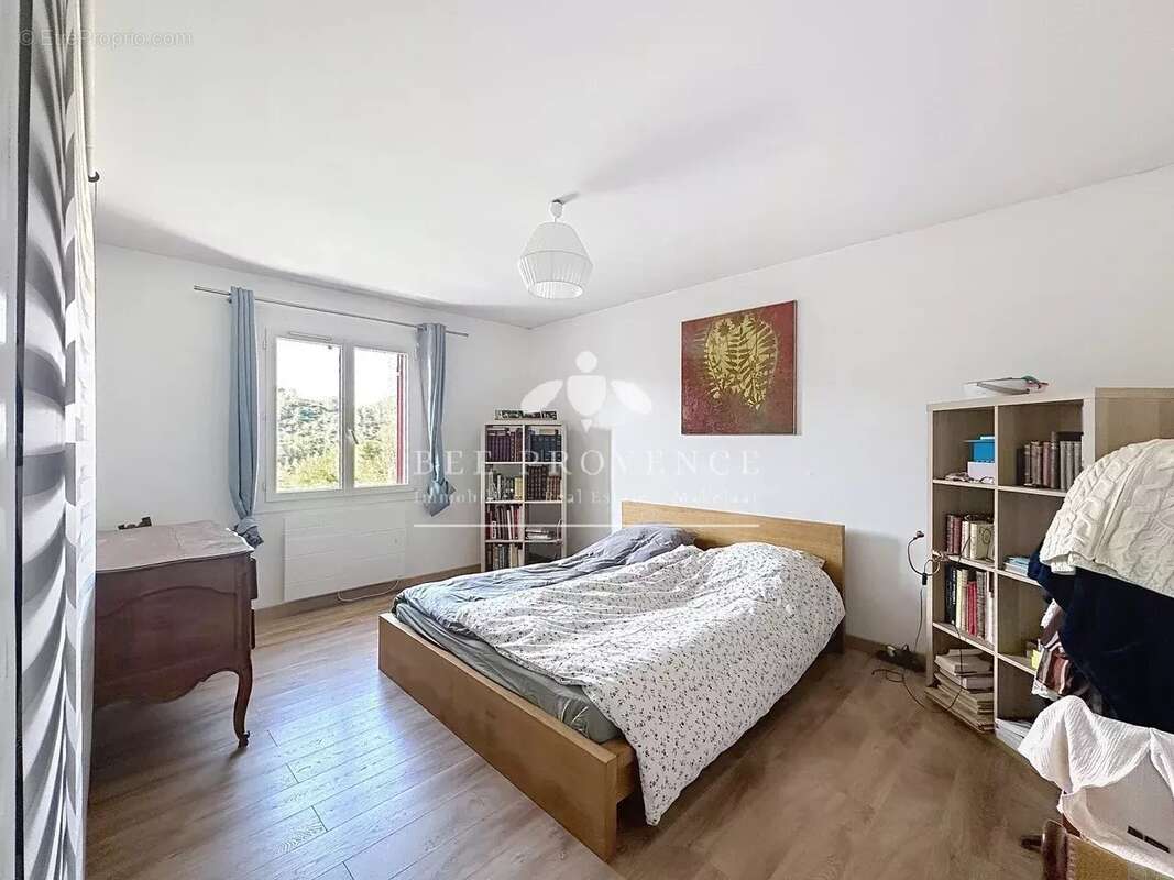 Maison à SOLLIES-TOUCAS