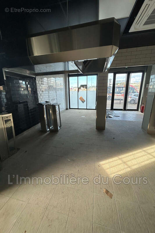 Commerce à MARTIGUES