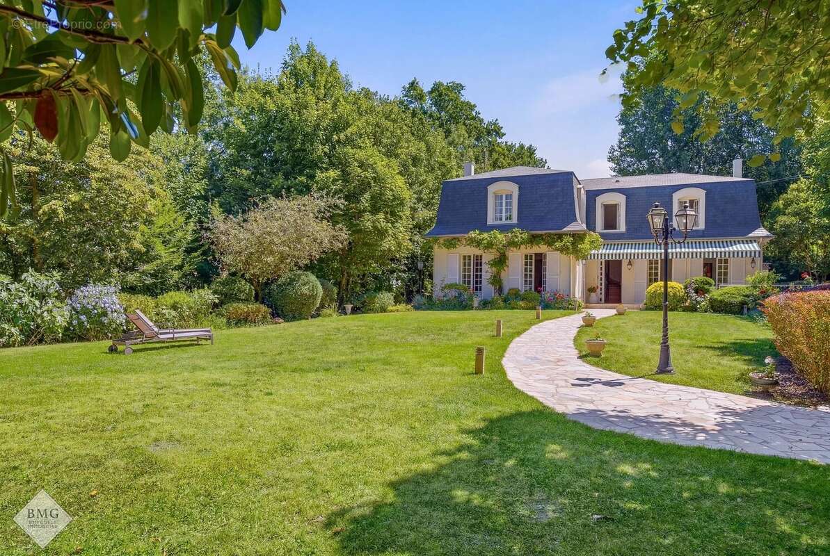 Villa d'exception – Hameau de la Jonchère, Rueil-Malmaison - photo 3