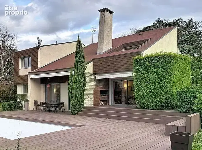 Maison à CALUIRE-ET-CUIRE