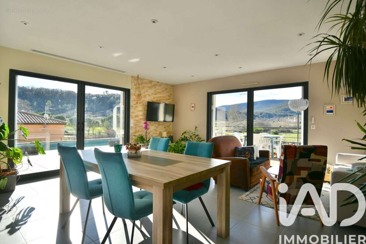 Photo 3 - Maison à CAZILHAC