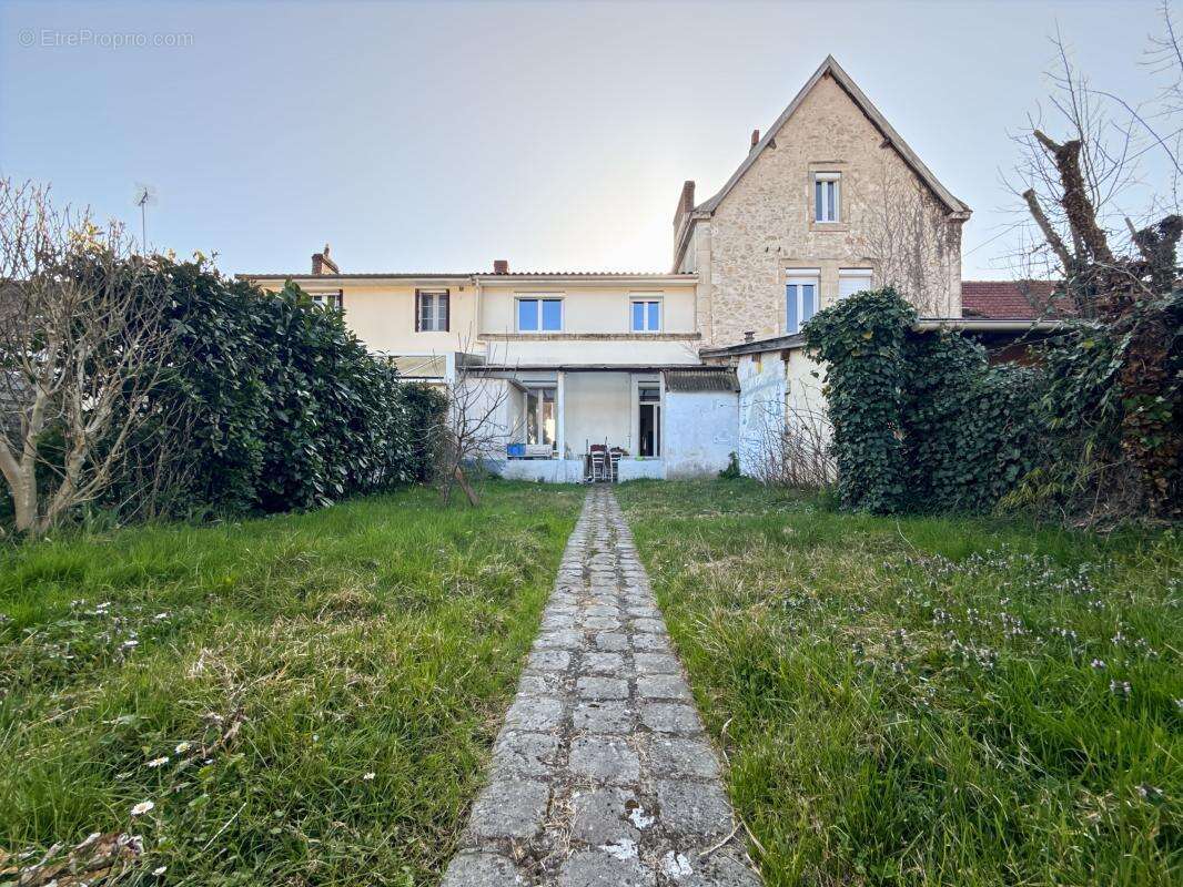 Maison à PERIGUEUX