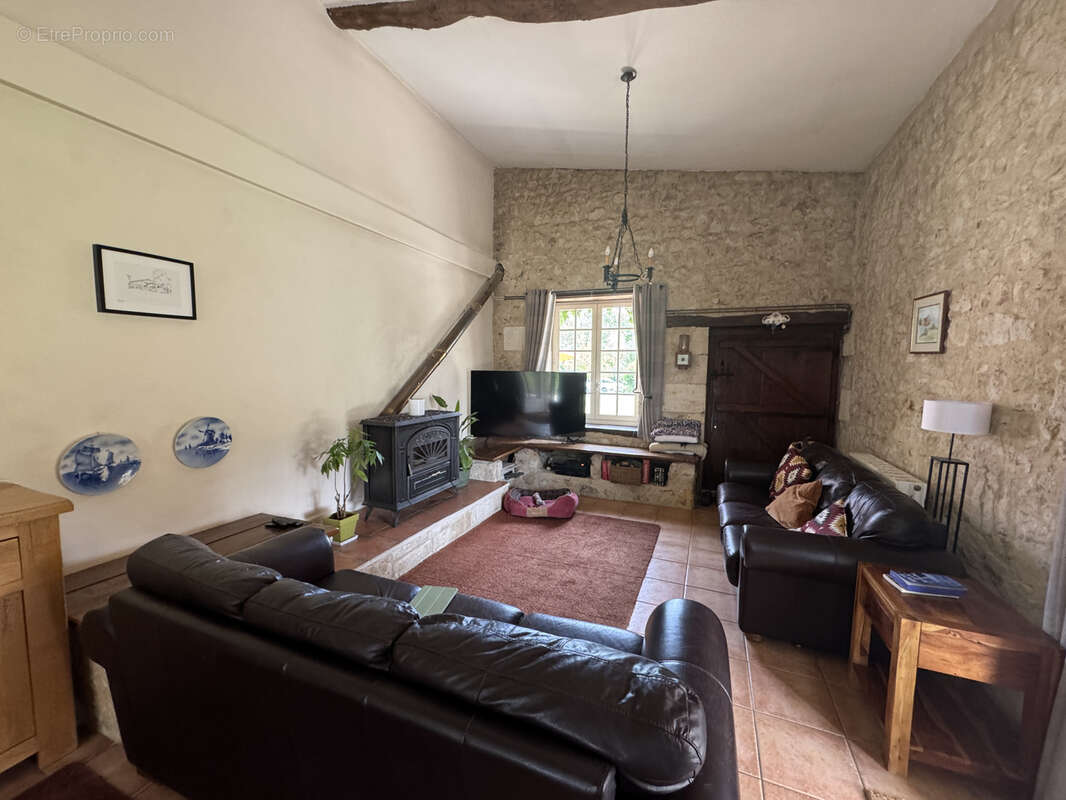 Maison à MEDILLAC