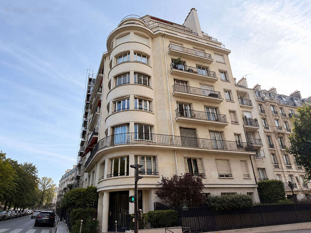 Appartement de prestige 4 pièces à vendre à Auteuil Nord, Paris - photo 10