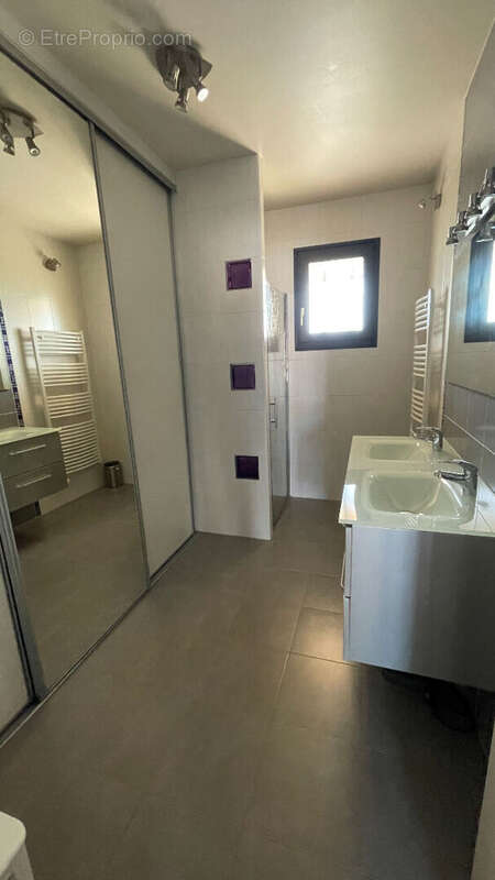 Maison à LA VILLE-DIEU-DU-TEMPLE