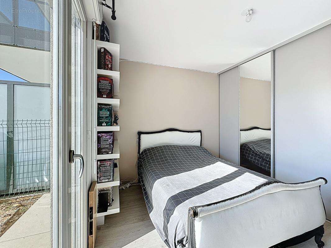 Appartement à PONT-EVEQUE