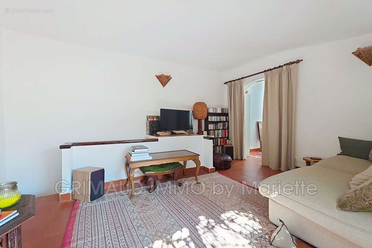Maison 50 m² à Grimaud  - photo 3