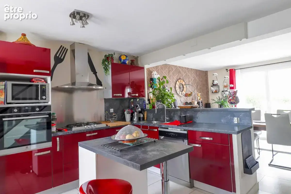 Maison Saint Thibault Des Vignes 6 pièce(s) 115 m² - photo 4