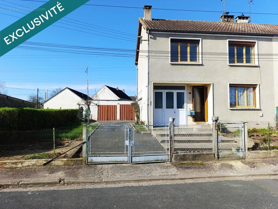 Photo 1 - Maison à REUILLY