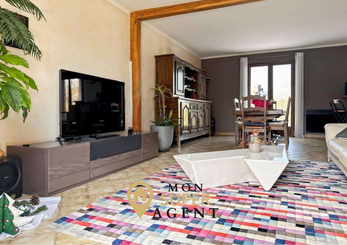 Maison à RUBELLES