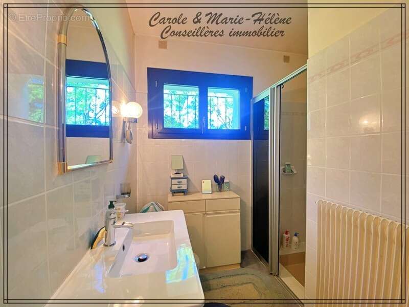 Maison 250 m² – 8 chambres – Piscine – Hangar 100 m² – Terrain 4 263 m² – Estillac - photo 12