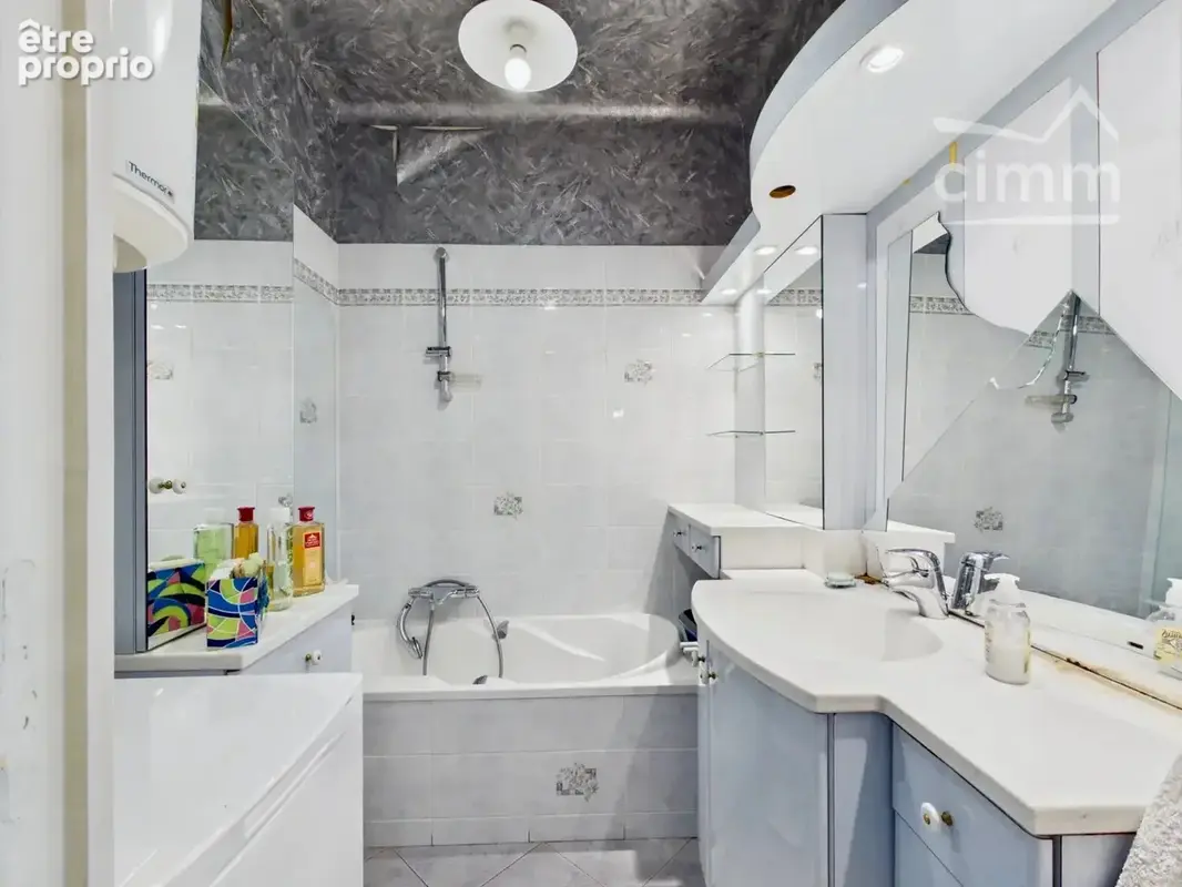 Appartement de 123 m² au fort potentiel avec balcon - photo 9