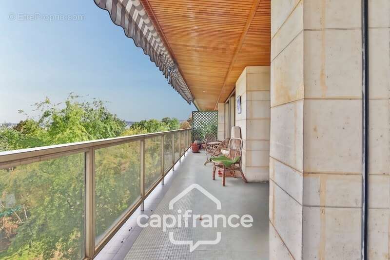 Appartement à SAINT-CLOUD