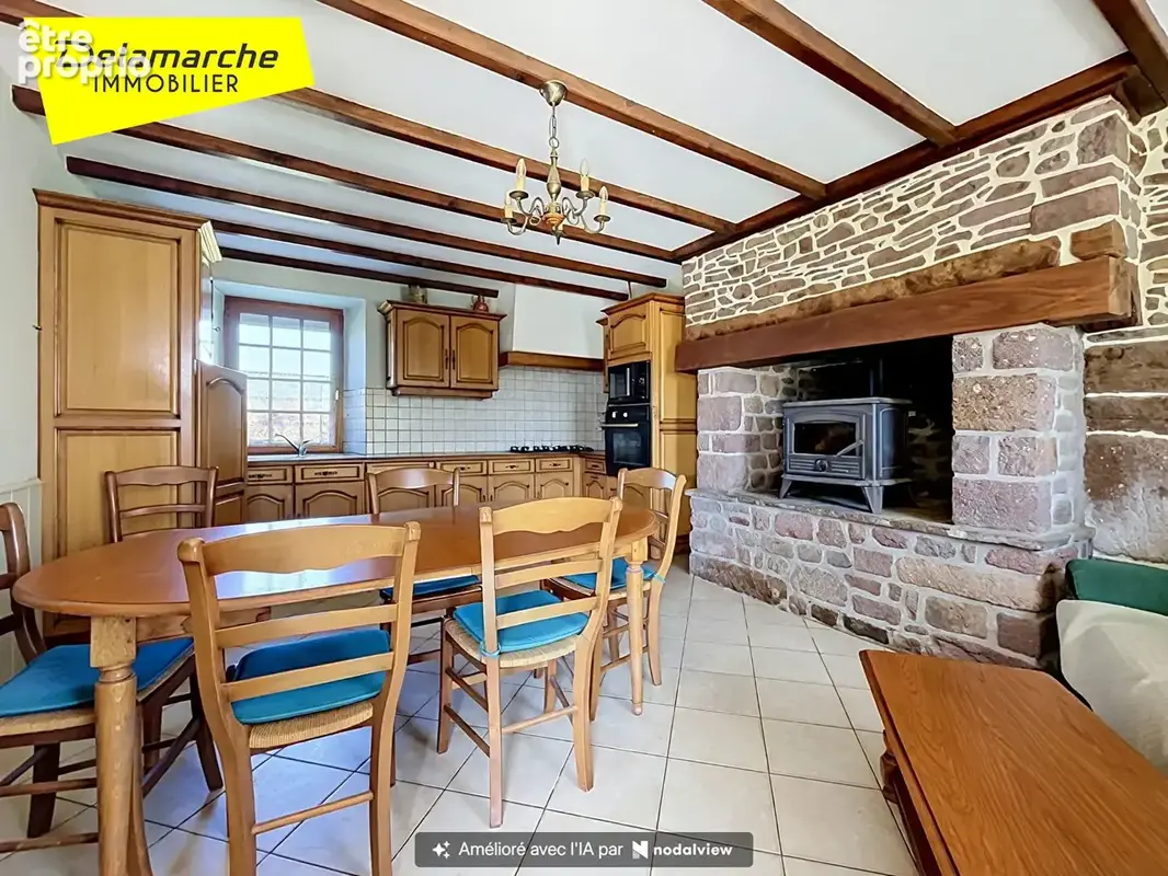 A VENDRE : Charmante maison en pierres avec dépendances et terrain - photo 5