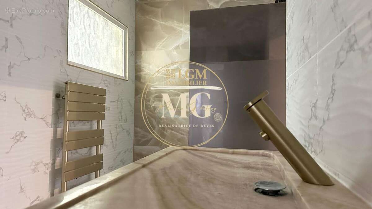 Maison à SAINT-CHRISTOL-LES-ALES