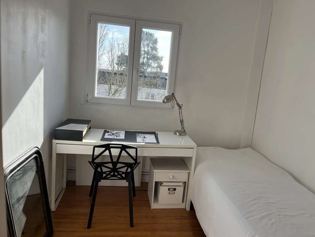 Maison 5 pièces à Villepreux  Haie bergerie - photo 10