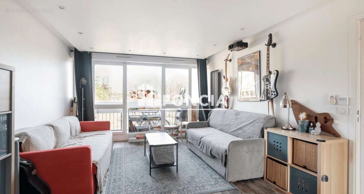 Appartement à LES ULIS