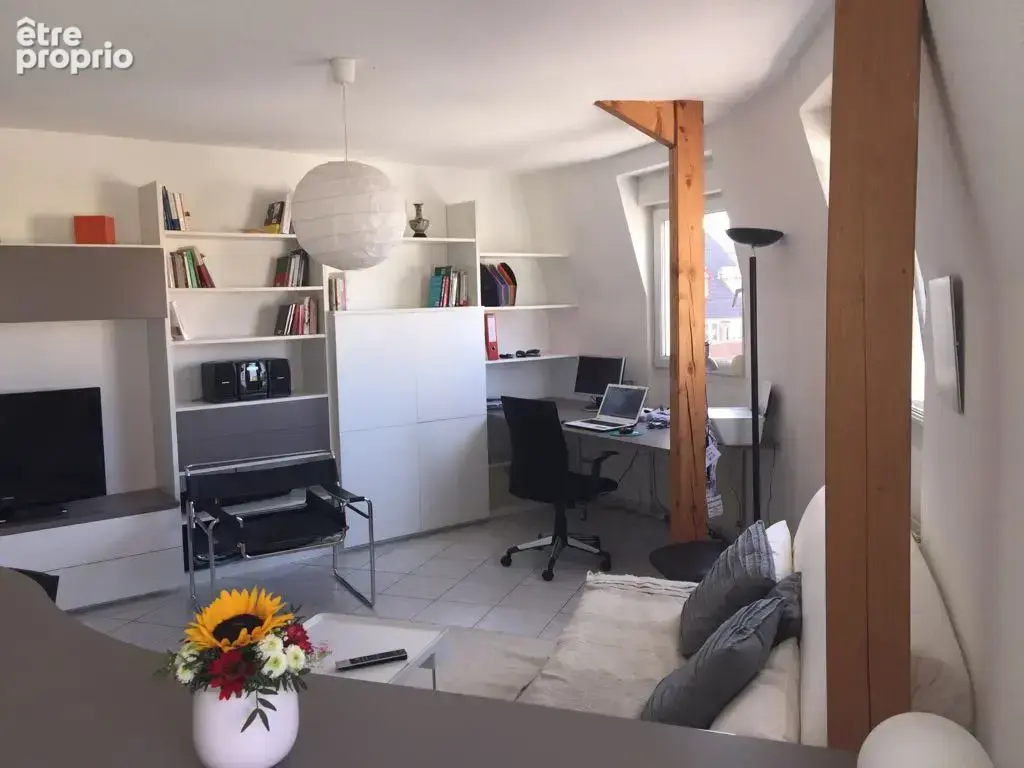 À vendre en exclusivité   Huningue   F2 très lumineux au dernier étage avec garage, proche des frontières suis - photo 8