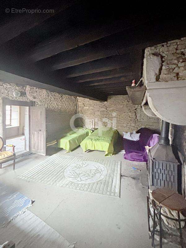 Maison à GIEY-SUR-AUJON