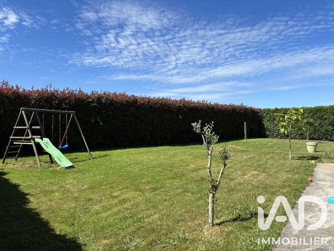 Photo 5 - Maison à THIERVILLE
