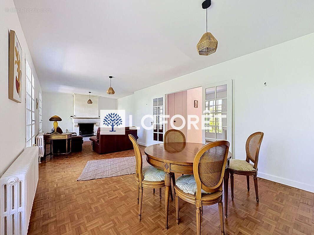 Maison Beynost 6 pièces 155m² sur son terrain de 1070m² - photo 5