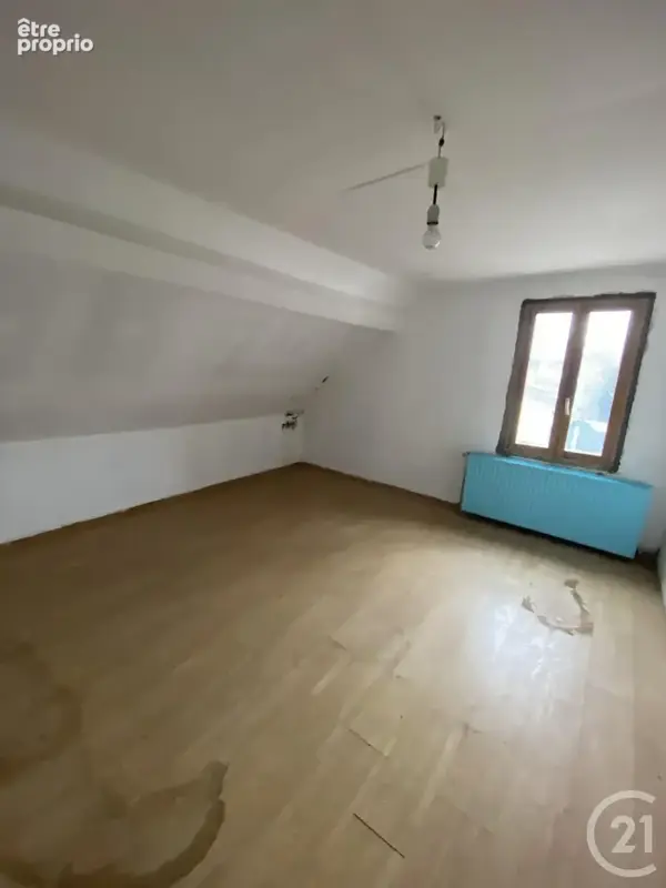 Maison 105 m² à Saint-Quentin  - photo 4