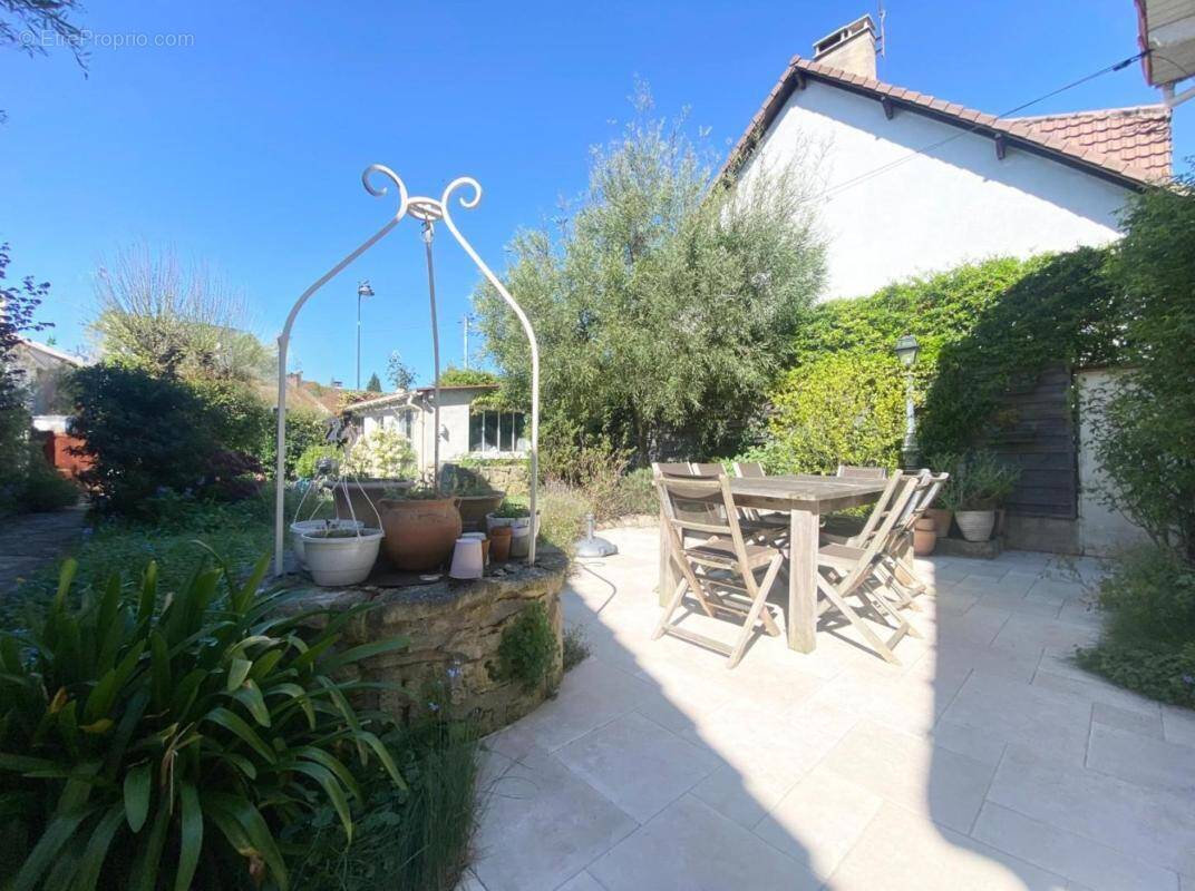 Maison à MAISONS-ALFORT