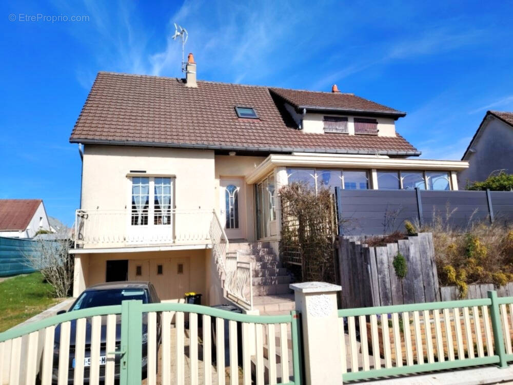 Maison à CHATEAUDUN